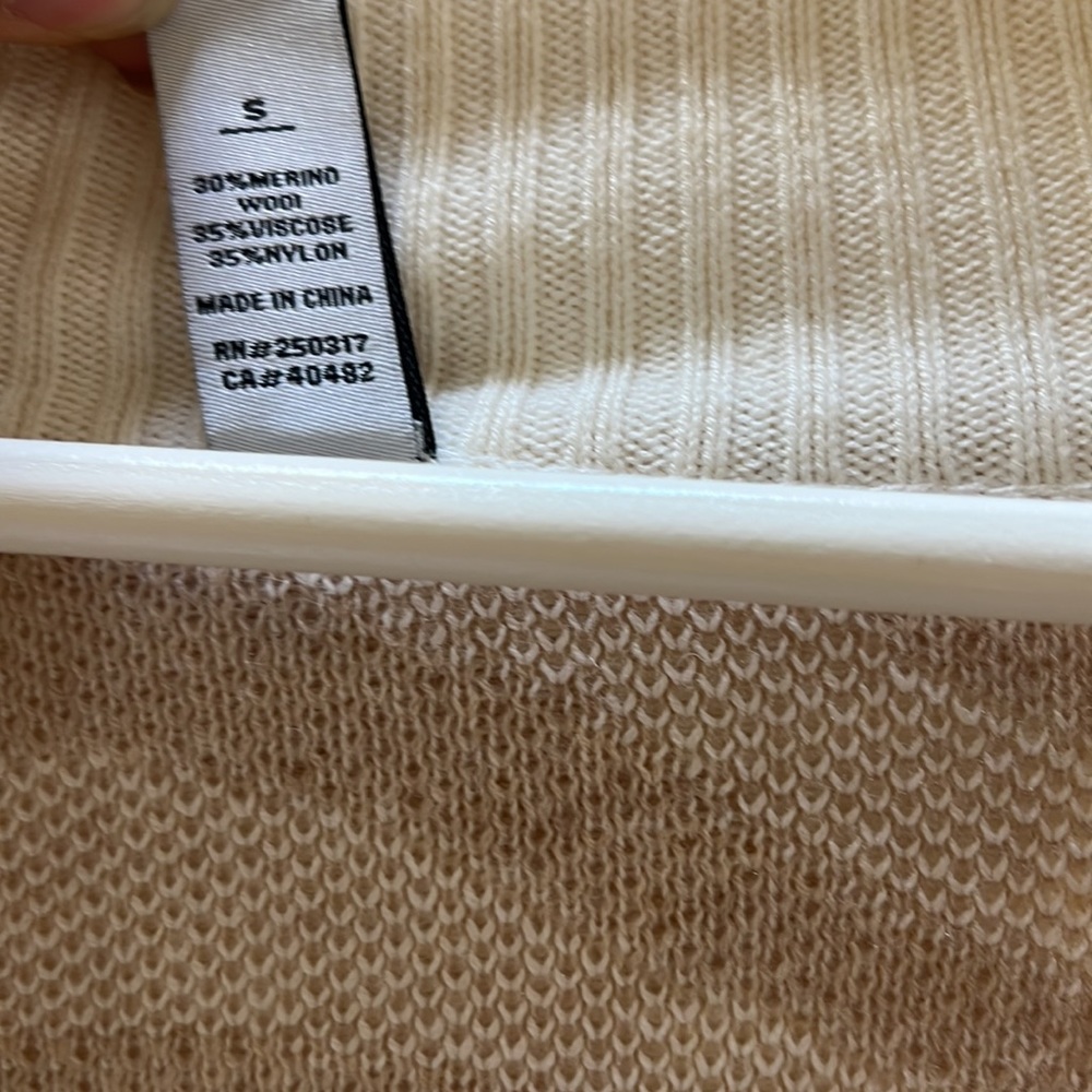 Varley Sweater - image 3